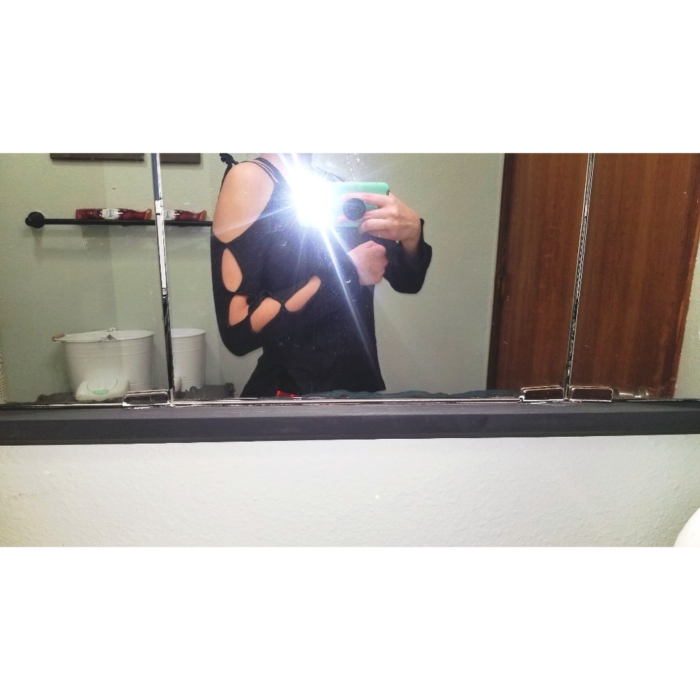 American Eagle cut out sweater